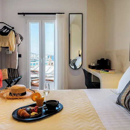 Yalos Sunset View Hotel 3*